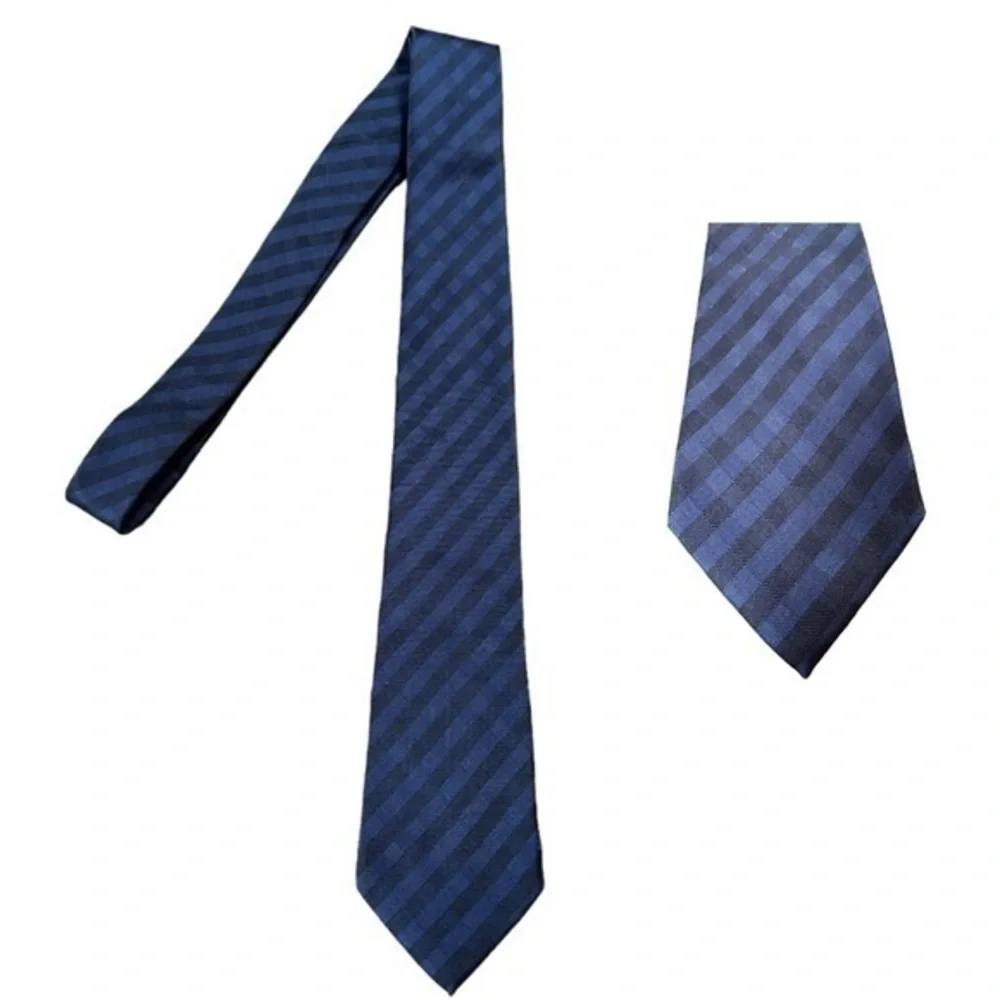 Banana Republic Silk Navy Blue Checkered Dress Tie 100% Silk Stain Resis…